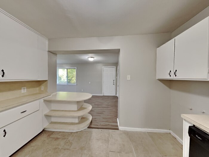 Building Photo - 2123 Raspberry Ln