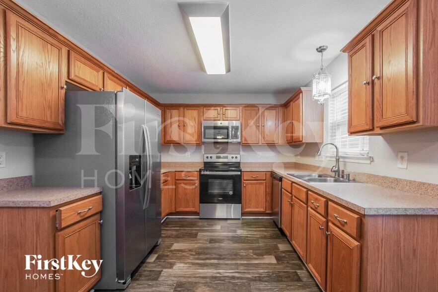 Building Photo - 2038 Twilight Ln