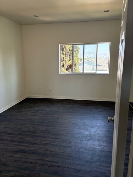 Bedroom 2 - 7327 Bakman Ave