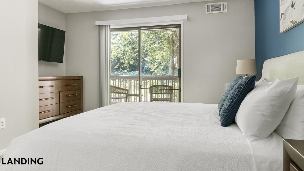 Building Photo - 3421 N Druid Hills Rd