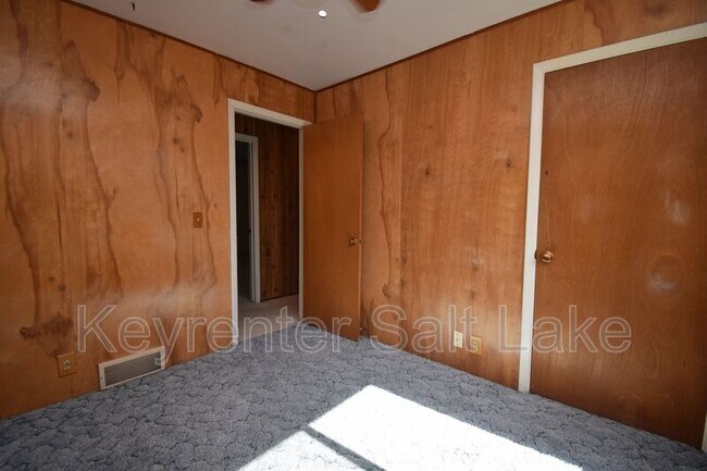 Building Photo - 6054 S 2075 E