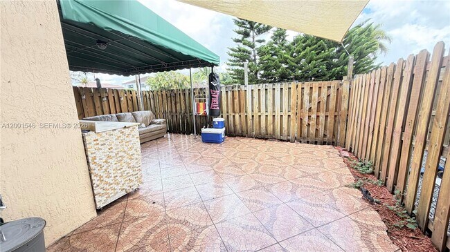 Building Photo - 15249 SW 37th Terrace