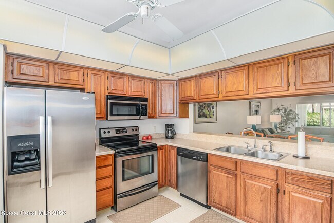 Building Photo - 1950 Atlantic St