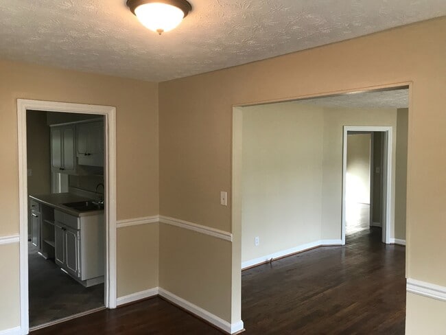 Building Photo - **UPCOMING**3 or 4 Bedroom / 1.5 Bathroom Home for Rent in Columbus, GA