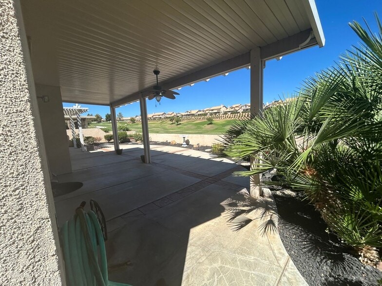 Building Photo - 5034 Singing Hills Dr