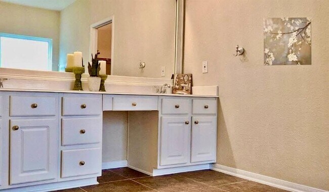 Building Photo - 13919 Bellows Gate Ct