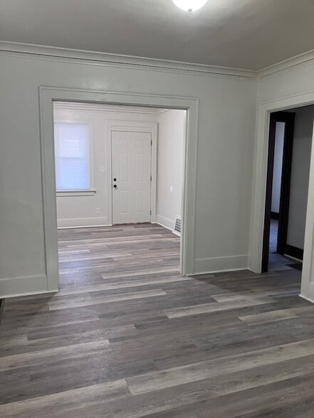 Building Photo - 611 Phelps St