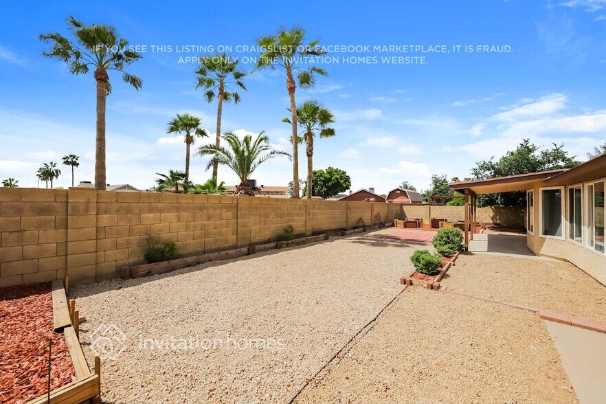 Building Photo - 4133 W St John Rd