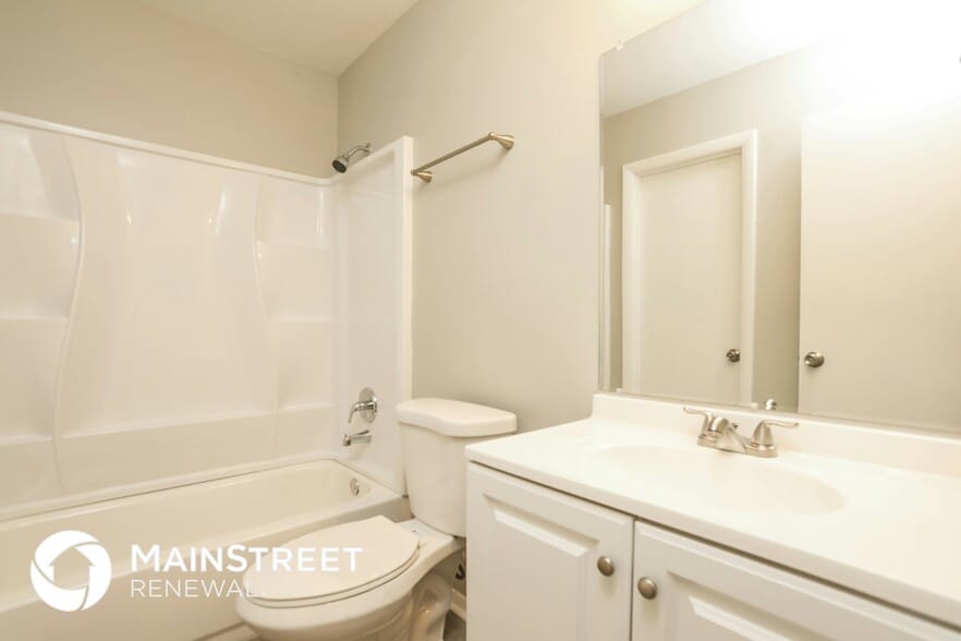 Building Photo - 548 Portland Cir
