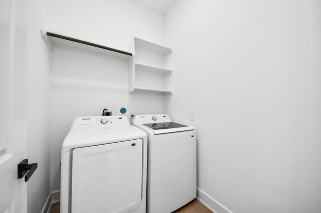 Building Photo - 4607 Gunter St