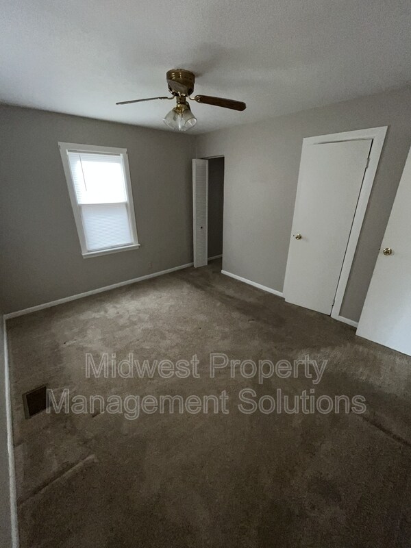 Building Photo - 4025 Brown St