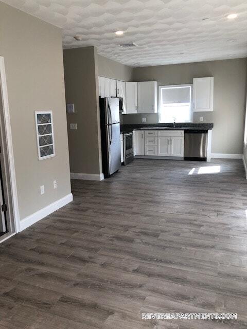 Building Photo - 9 Dehon St