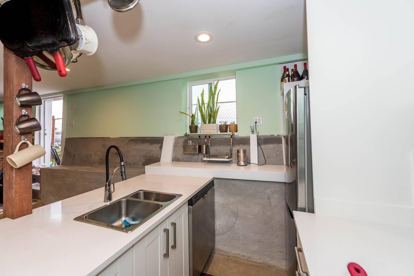 Building Photo - 105 S 32nd St