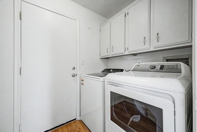 Building Photo - 12222 N 49th Ave