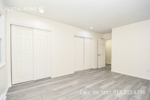 Building Photo - 9007 W 78th Cir
