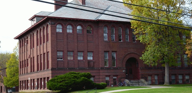 Primary Photo - Champlain School Apartments