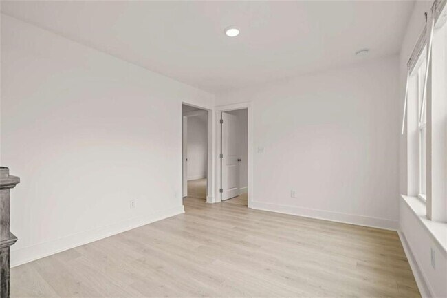 Building Photo - 206 Auburn Valley Wy