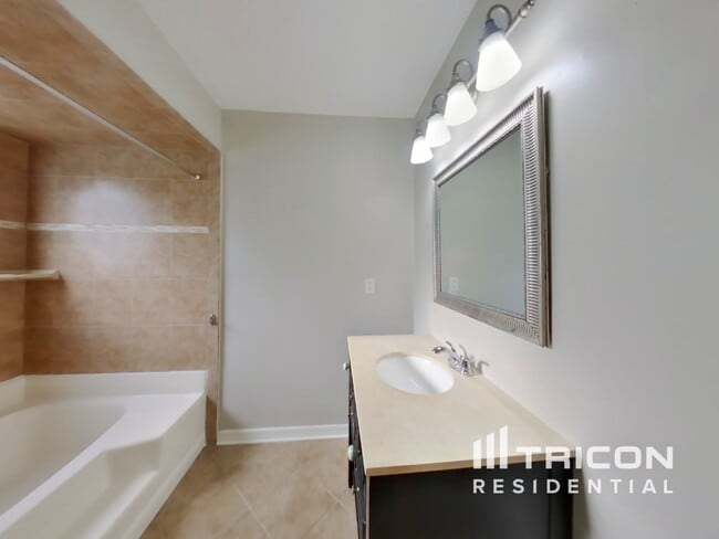 Building Photo - 2169 Khaki Ct