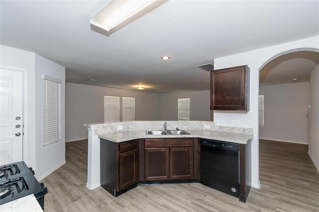 Building Photo - 18627 Rock Flats Ravine Dr