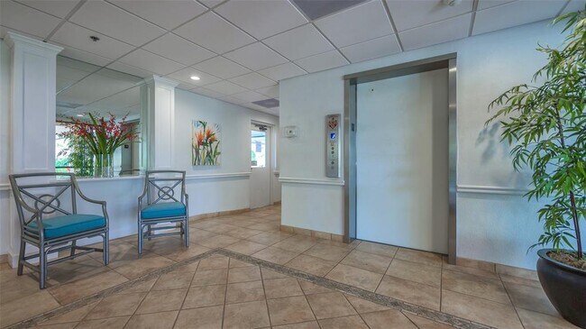 Building Photo - 5400 Eagles Point Cir
