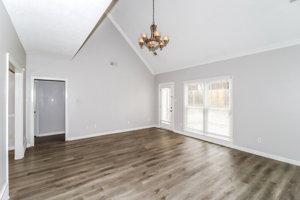Building Photo - 1153 Hunters Green Cir S