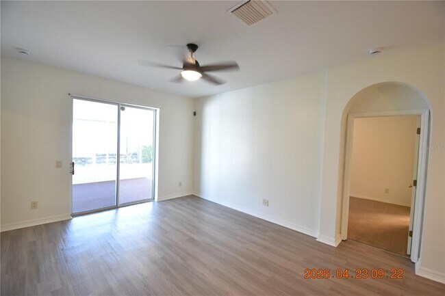 Building Photo - 30633 Totteridge Pl