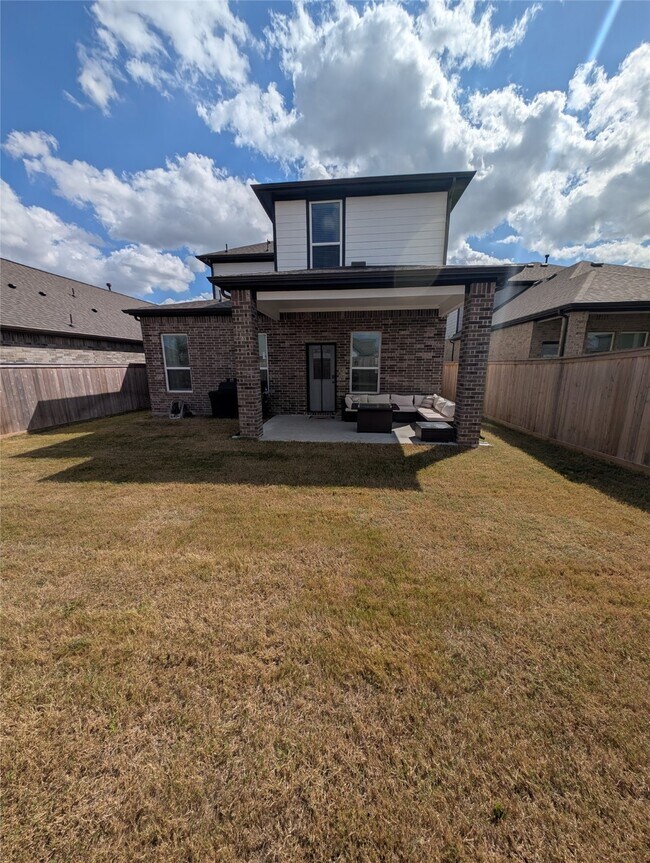 Building Photo - 21106 Armstrong County Dr