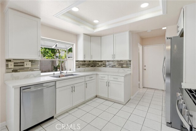 Building Photo - 15303 Rancho Polermo Rd