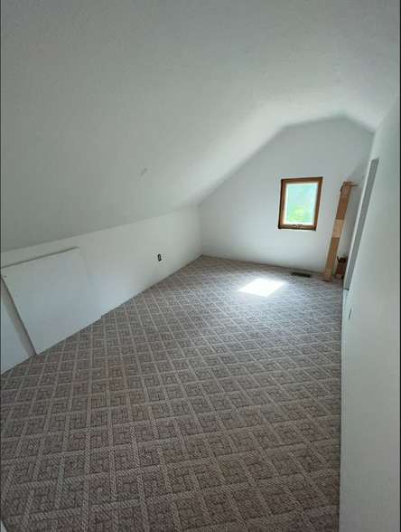 bedroom2 - 258 E Hubert Ave