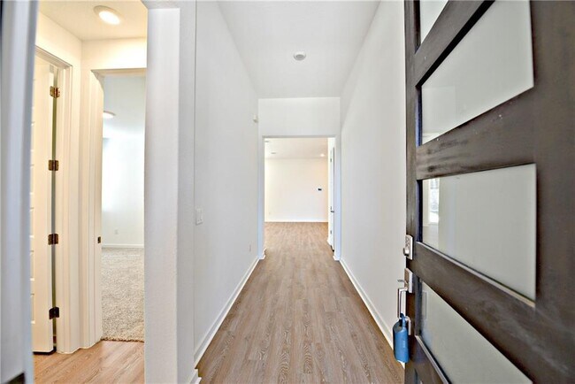 Building Photo - 229 Indian Shoal Dr