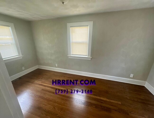 Building Photo - Newly Renovated 4 Bedroom 2 Bathroom 2 Story Home located in the Fairmount Park area of Norfolk!