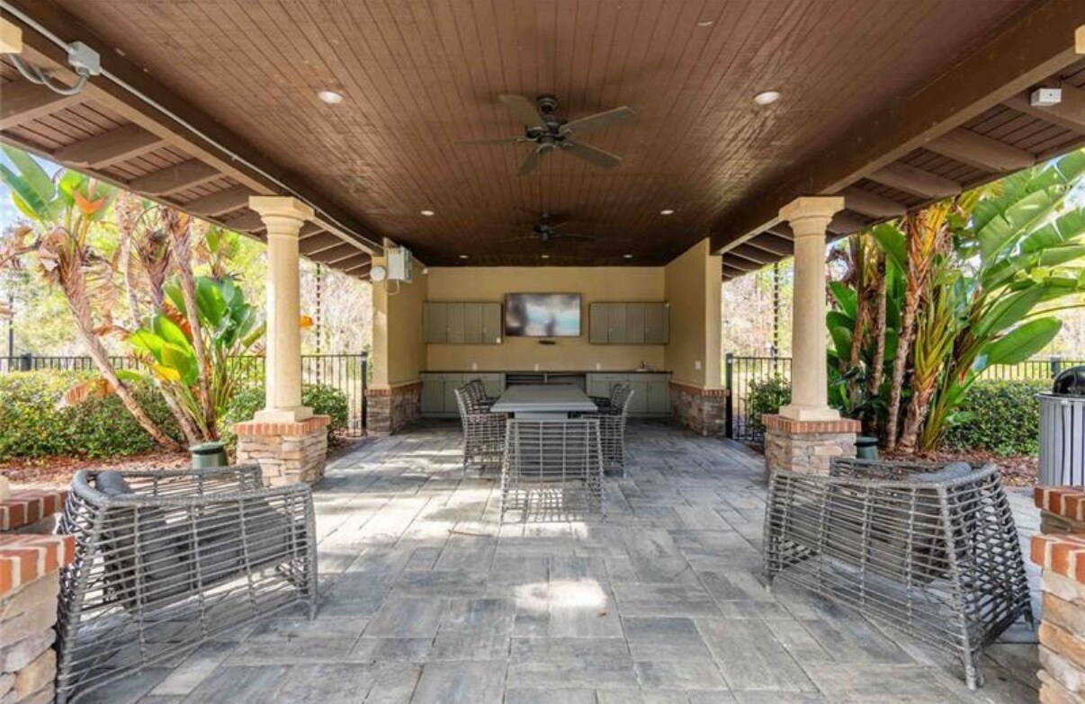 Building Photo - 4655 Almada Ln