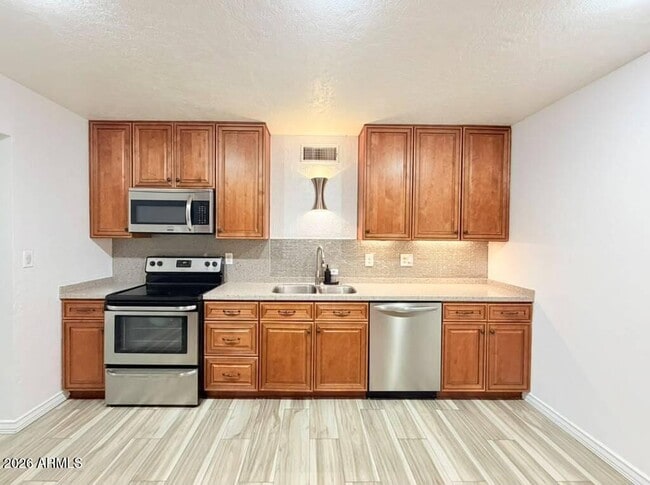 Building Photo - 3033 W Caribbean Ln