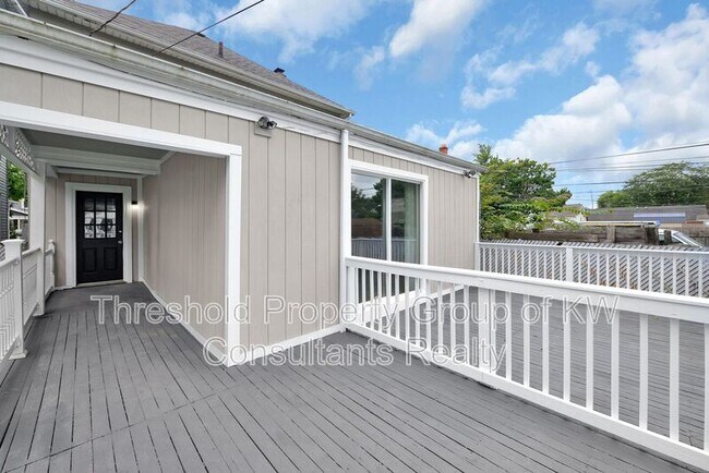 Building Photo - 342-344 East Morrill Avenue