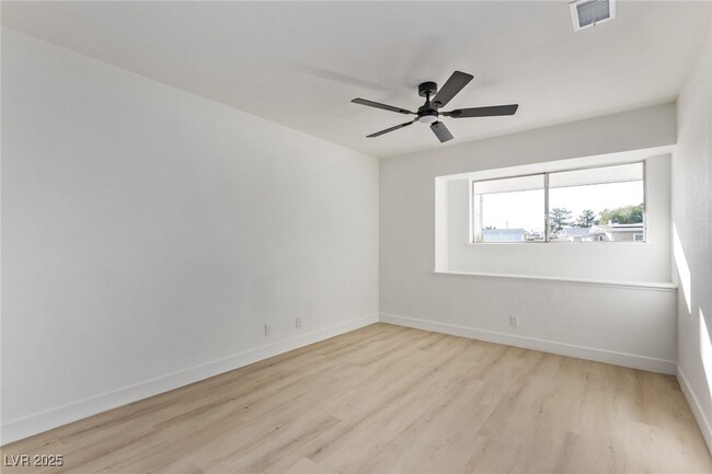 Building Photo - 2368 Winterwood Blvd