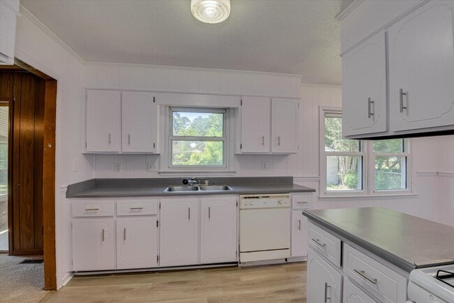 Building Photo - 2021 Arcadia Ct