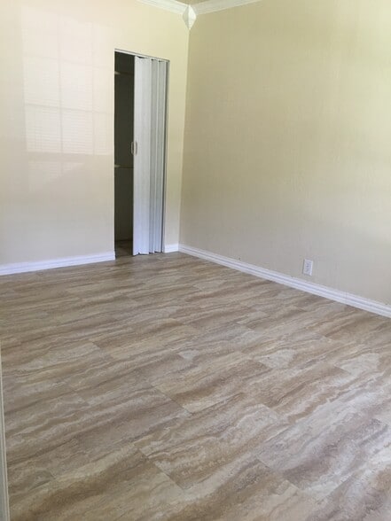 extra area - 5629 Cross Timbers Dr