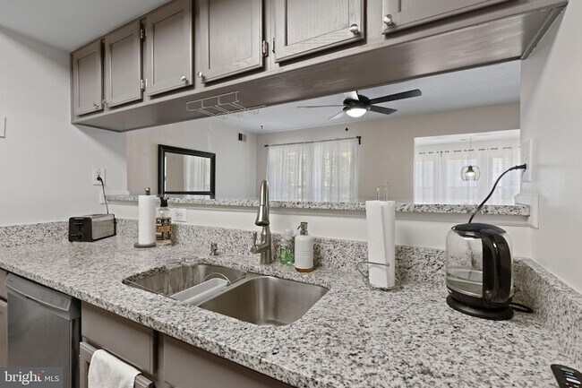 Building Photo - 3105 Cardinal Way