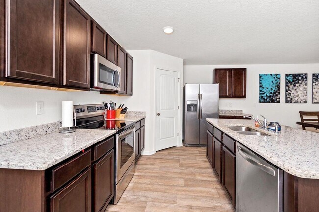 Building Photo - 816 Moorhen Wy