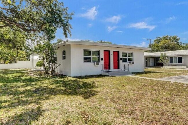 Building Photo - 824 S 20th Ave