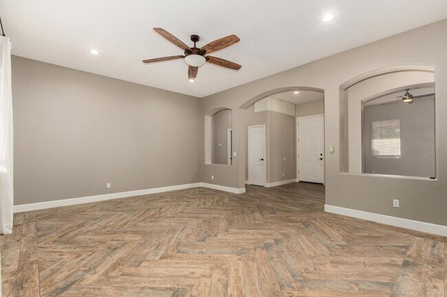 Building Photo - 4326 E Cloudburst Ct