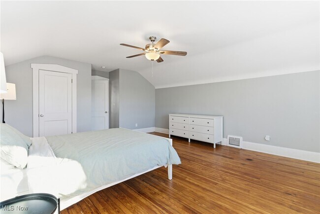 Building Photo - 2728 Euclid Heights Blvd