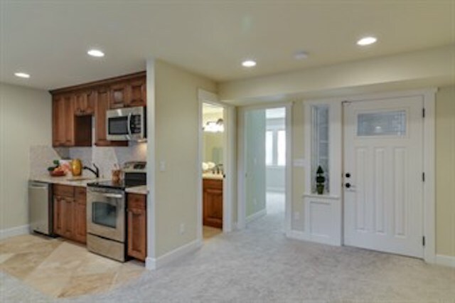 entry to kitchen, bath, bedroom layout - 10327 Sand Point Way NE