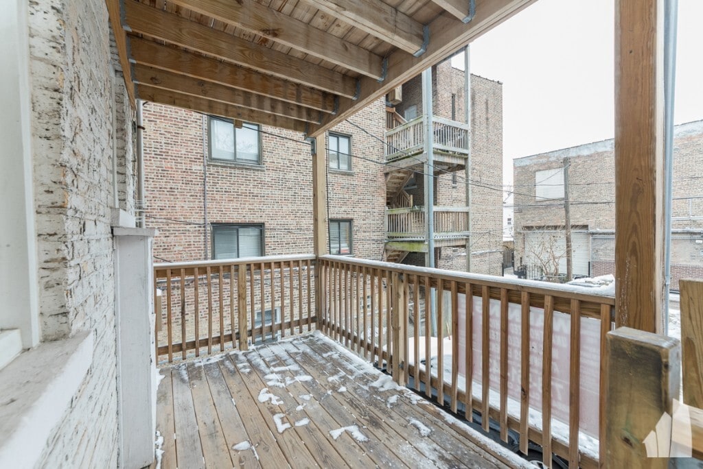 Building Photo - 4948 N Harding Ave