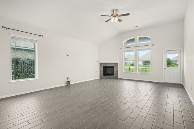 Building Photo - 2733 Arbor Edge Crossing