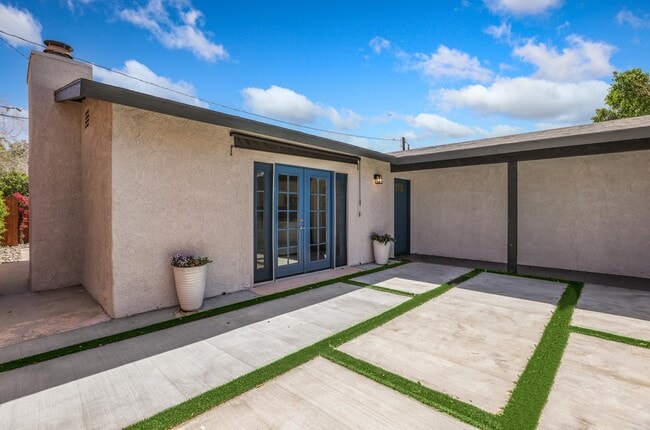 Building Photo - 53110 Avenida Ramirez