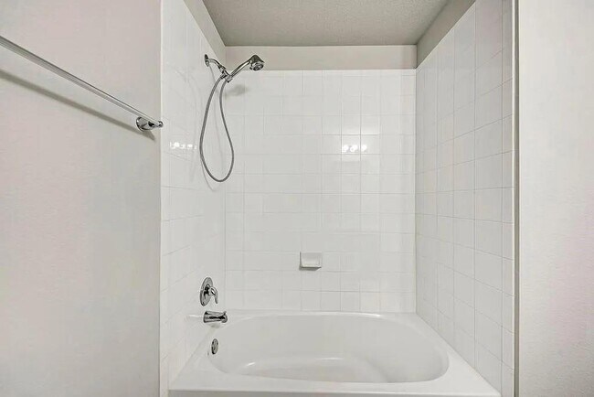 Building Photo - 6713 Branrust Dr