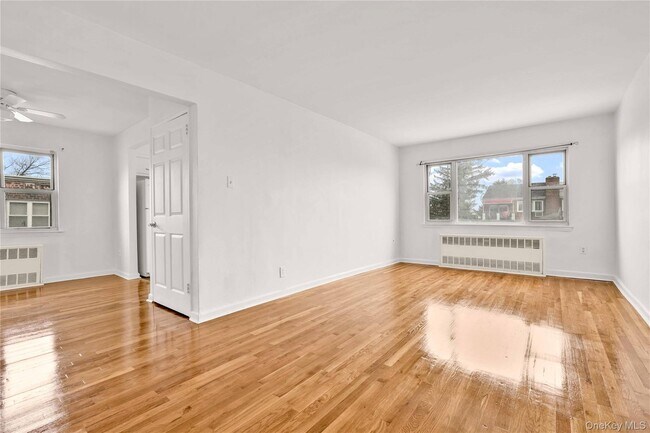 Building Photo - 61-12 70th St