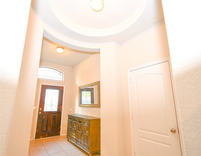 Building Photo - 23719 Parkwater Bridge Ln
