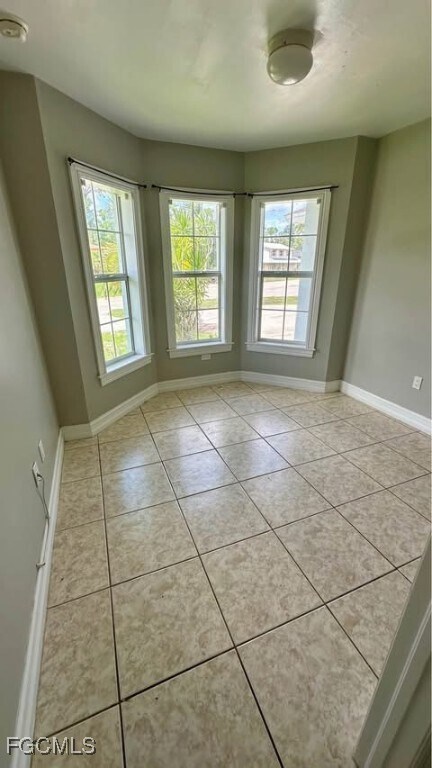 Building Photo - 18374 Columbine Rd